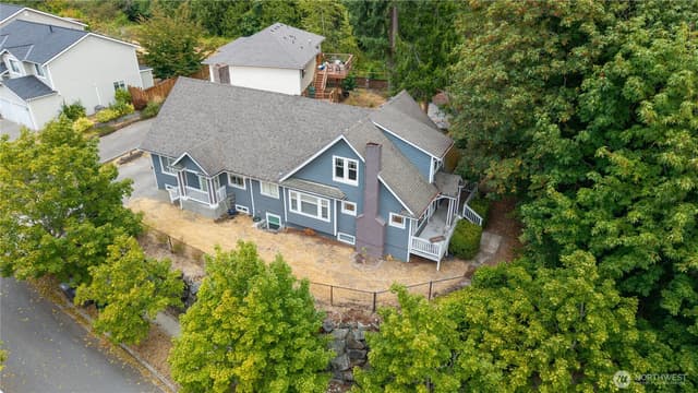 Property photo for 1319 196th Place SE, Bothell photo 2