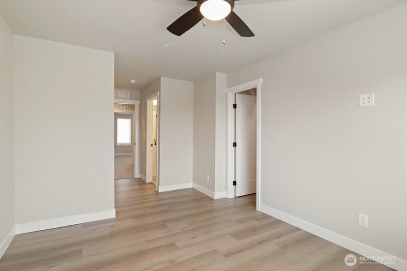 Property photo for 6611 S 128th Street, Seattle photo 20