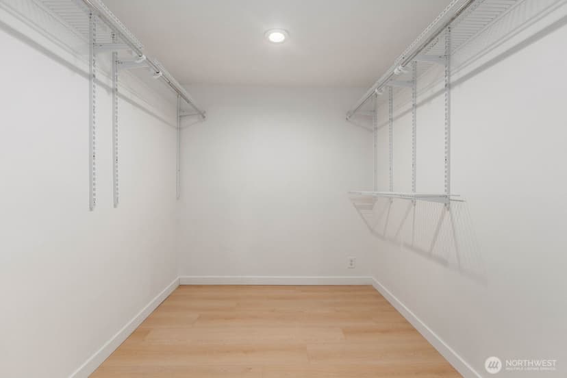 Property photo for 1510 Bradner Place S, Seattle photo 22
