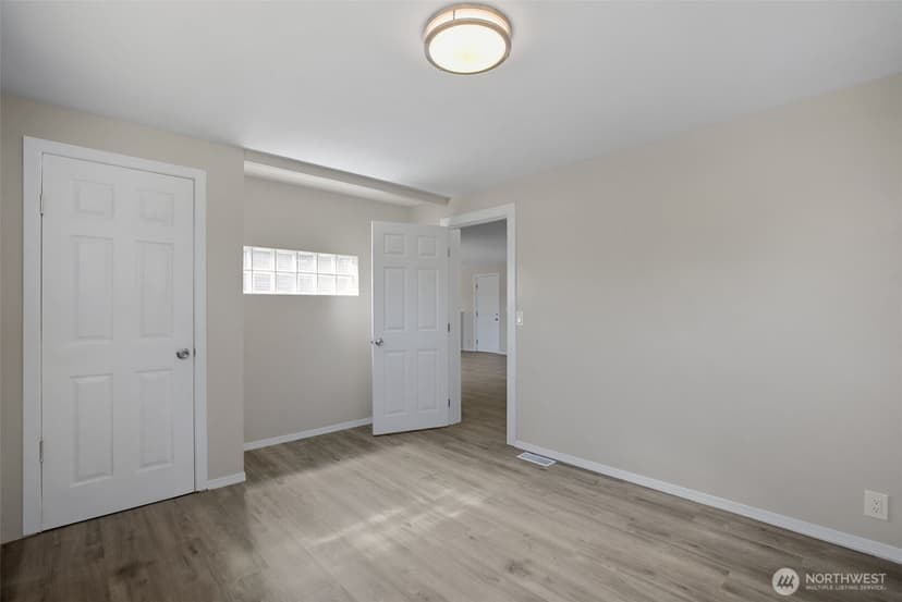 Property photo for 12715 SE Green Valley Road, Auburn photo 18