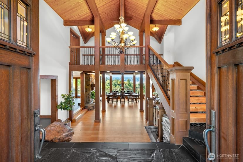 Property photo for 744 Loveland Avenue, Mukilteo photo 4