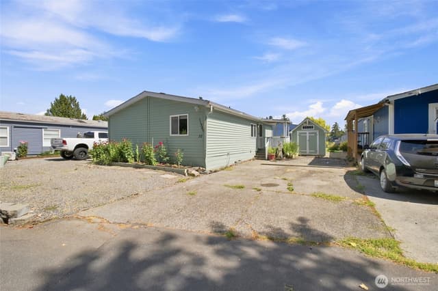 Property photo for 11509 20TH Avenue Ct E #32, Tacoma photo 2