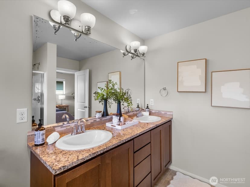 Property photo for 16504 1st Drive SE, Bothell photo 17