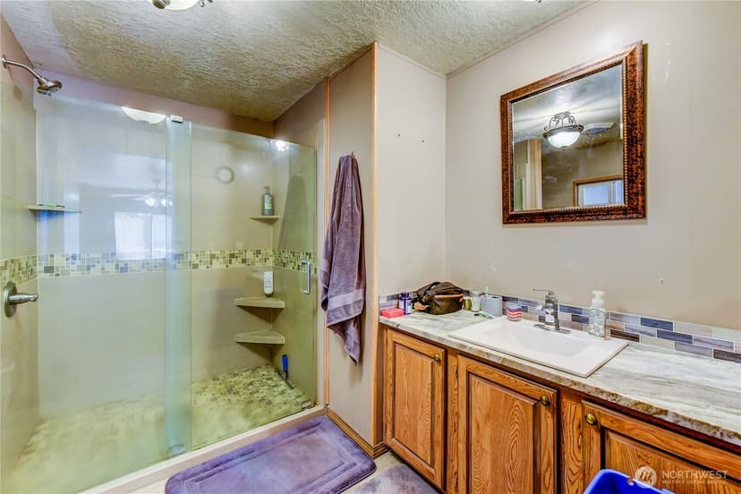 Property photo for 6533 12th Avenue NW, Tulalip photo 12
