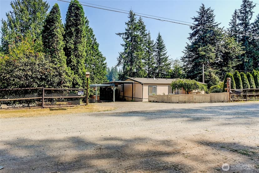 Property photo for 6533 12th Avenue NW, Tulalip photo 17