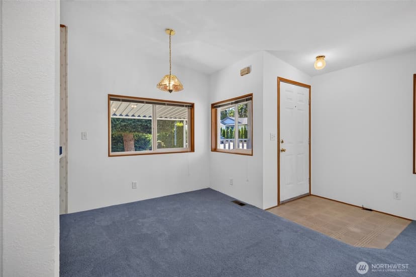 Property photo for 23825 15th Avenue SE #302, Bothell photo 8