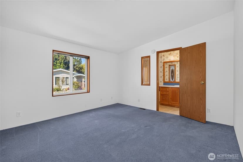 Property photo for 23825 15th Avenue SE #302, Bothell photo 18
