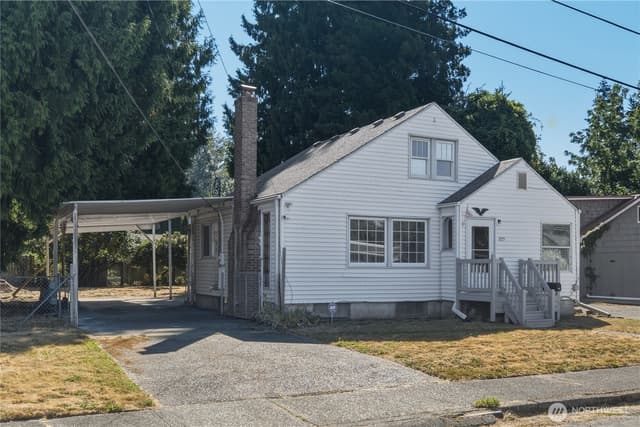 Property photo for 825 8th St NW, Puyallup photo 3