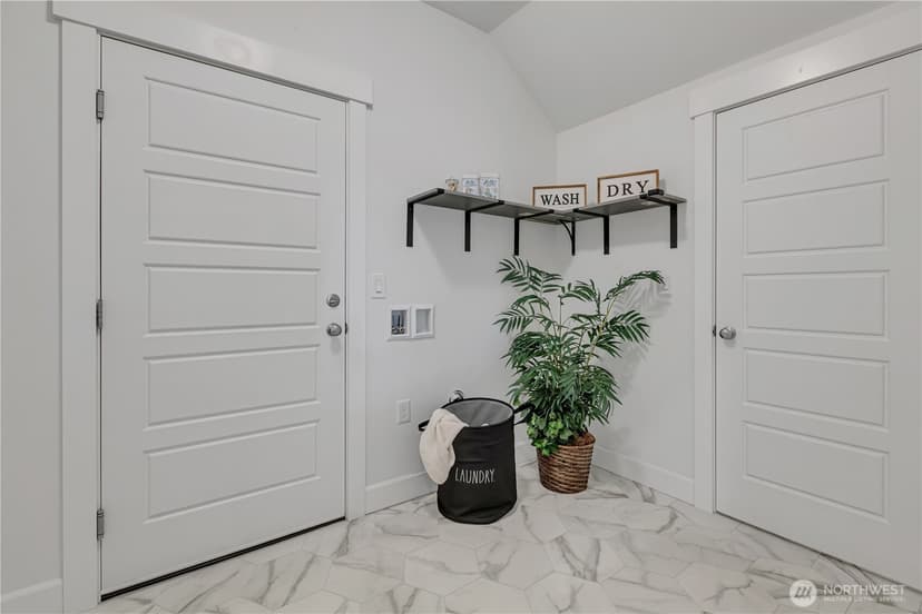 Property photo for 21210 115th Street Ct E, Bonney Lake photo 17