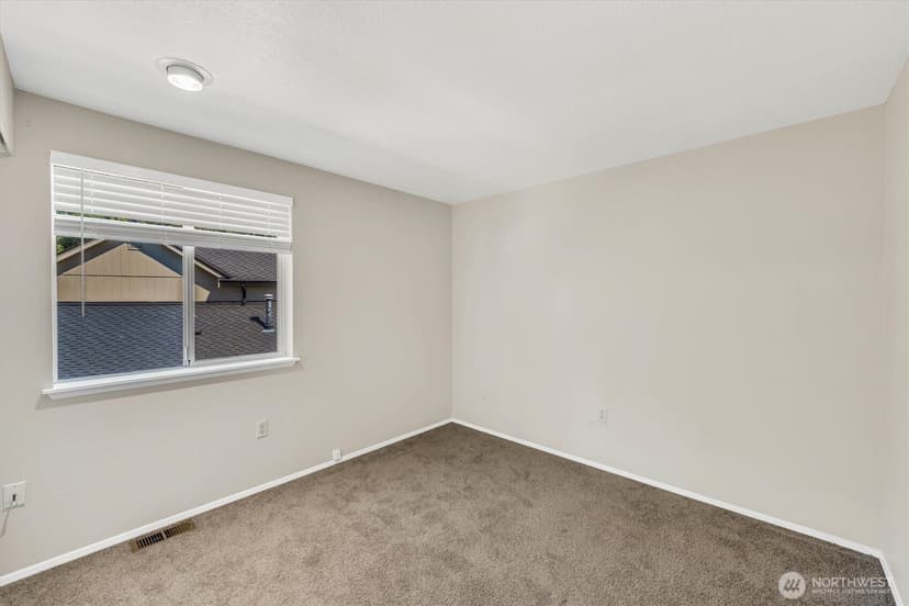 Property photo for 6511 55th Street Ct W, Tacoma photo 25