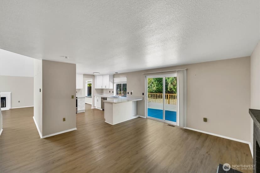 Property photo for 6511 55th Street Ct W, Tacoma photo 10