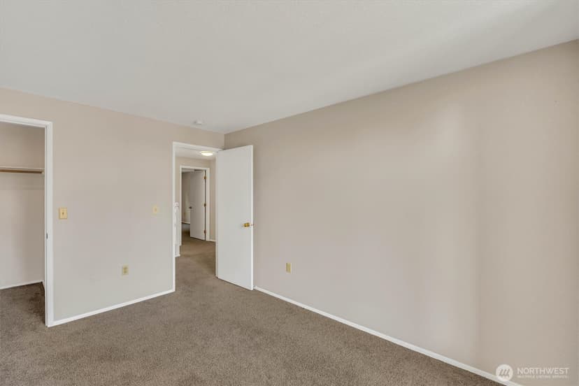 Property photo for 6511 55th Street Ct W, Tacoma photo 31