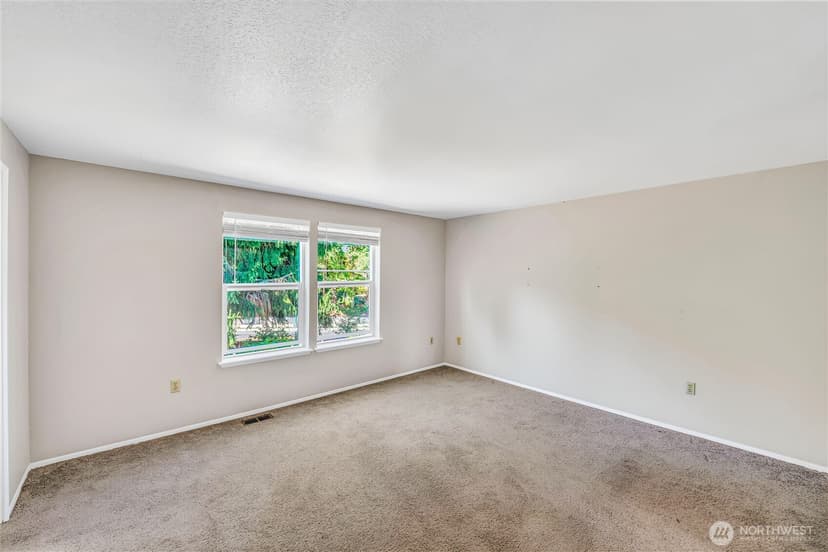 Property photo for 6511 55th Street Ct W, Tacoma photo 21