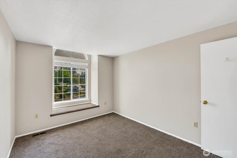 Property photo for 6511 55th Street Ct W, Tacoma photo 29