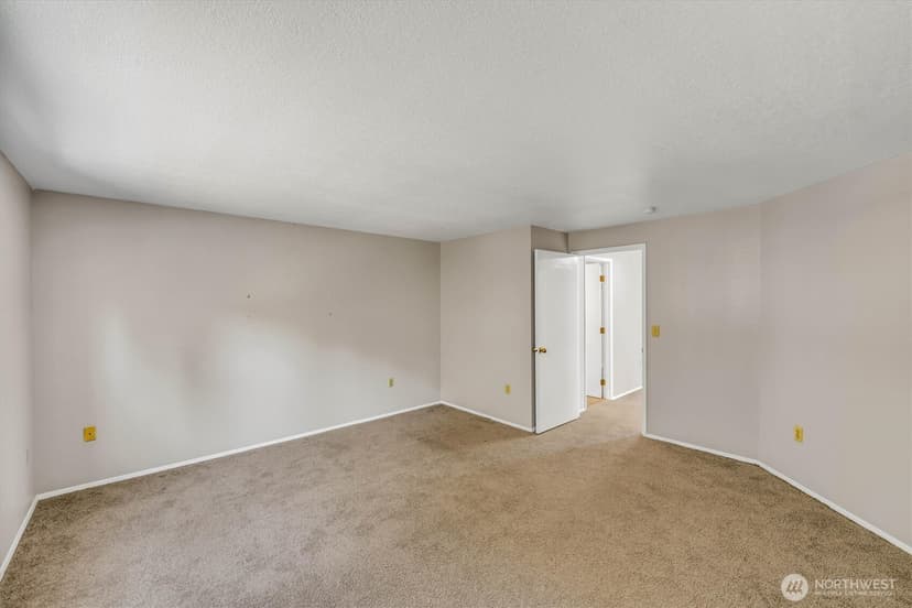 Property photo for 6511 55th Street Ct W, Tacoma photo 19
