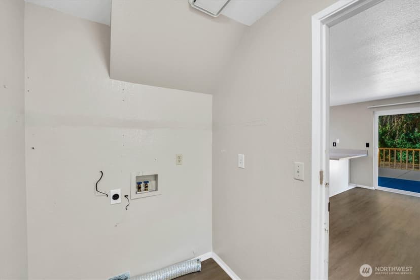 Property photo for 6511 55th Street Ct W, Tacoma photo 16