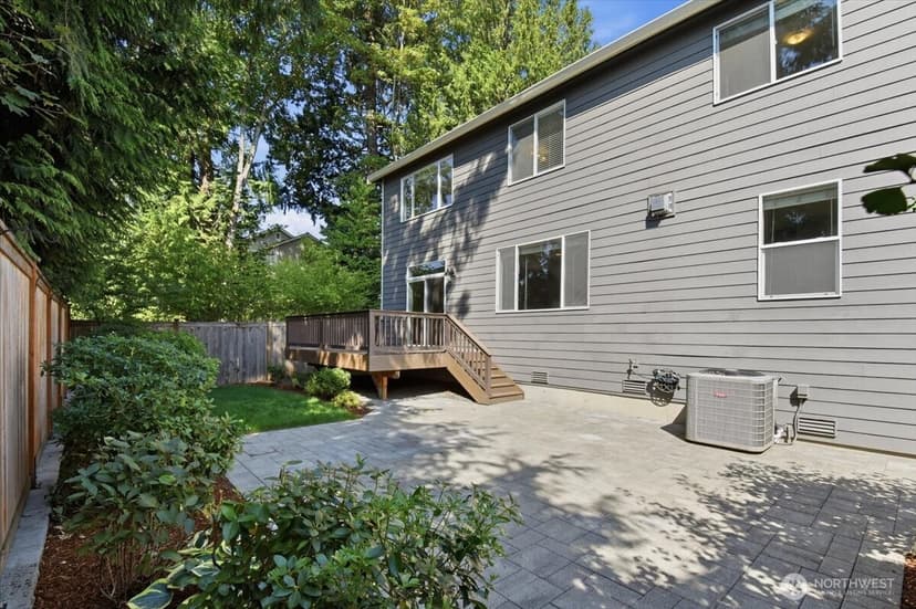 Property photo for 17211 NE 117th Way, Redmond photo 66