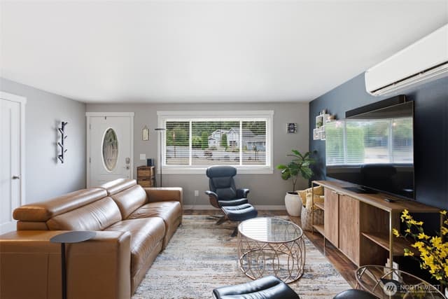 Property photo for 3989 Coronet Place SE, Port Orchard photo 4