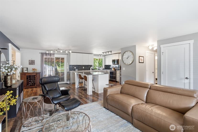 Property photo for 3989 Coronet Place SE, Port Orchard photo 7