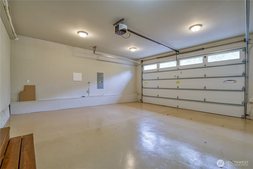 Property photo for 18507 71st Avenue NE, Kenmore photo 28