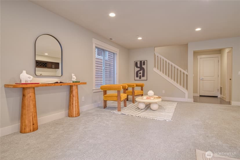 Property photo for 18507 71st Avenue NE, Kenmore photo 3