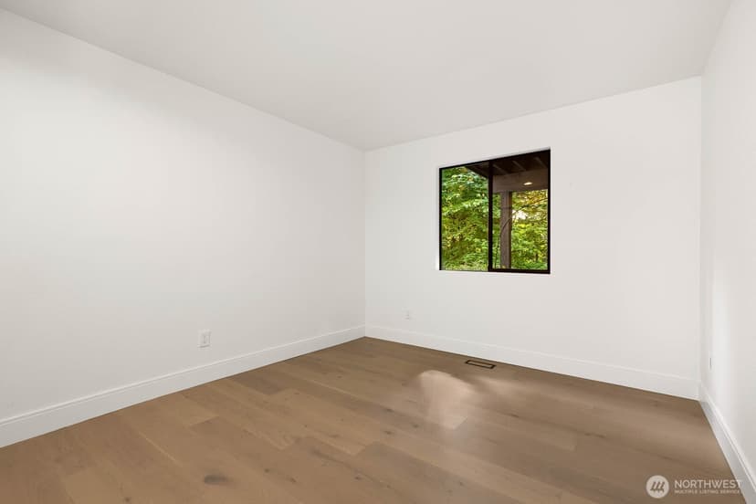 Property photo for 4529 153rd Ave SE, Bellevue photo 33
