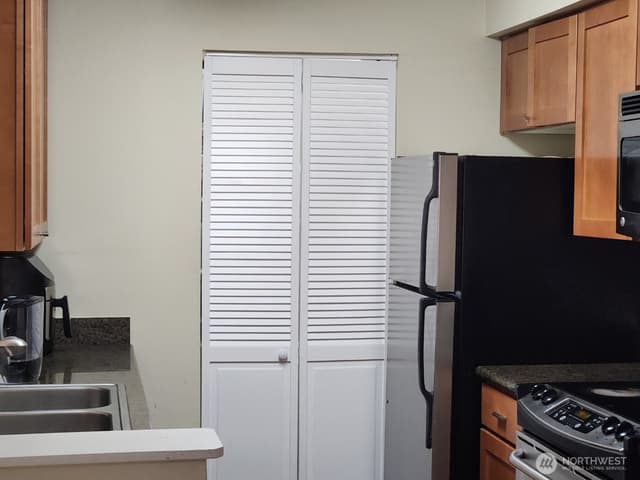 Property photo for 12303 Harbour Pointe Boulevard #W203, Mukilteo photo 3