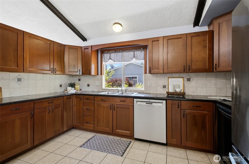 Property photo for 29821 47th Place S, Auburn photo 8