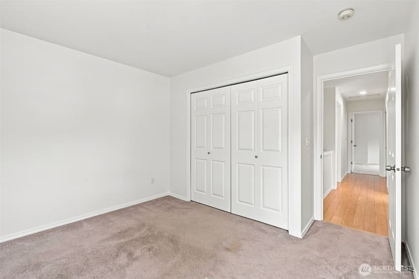 Property photo for 5601 N Grove Drive, Mukilteo photo 24
