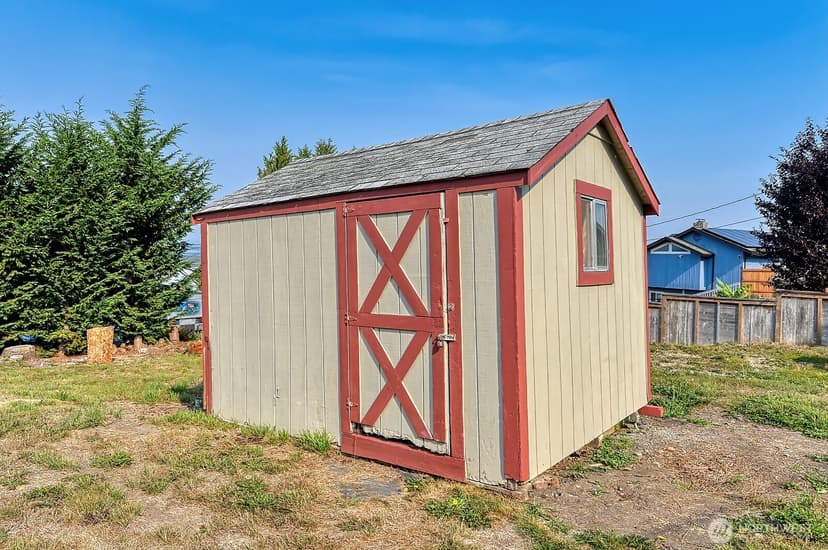 Property photo for 18930 98th Avenue NW, Stanwood photo 27