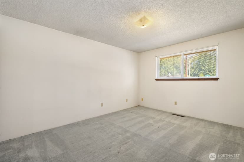 Property photo for 2374 S Flower Avenue, Port Orchard photo 18