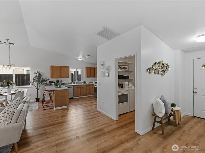 Property photo for 19314 46th Avenue NE, Arlington photo 16
