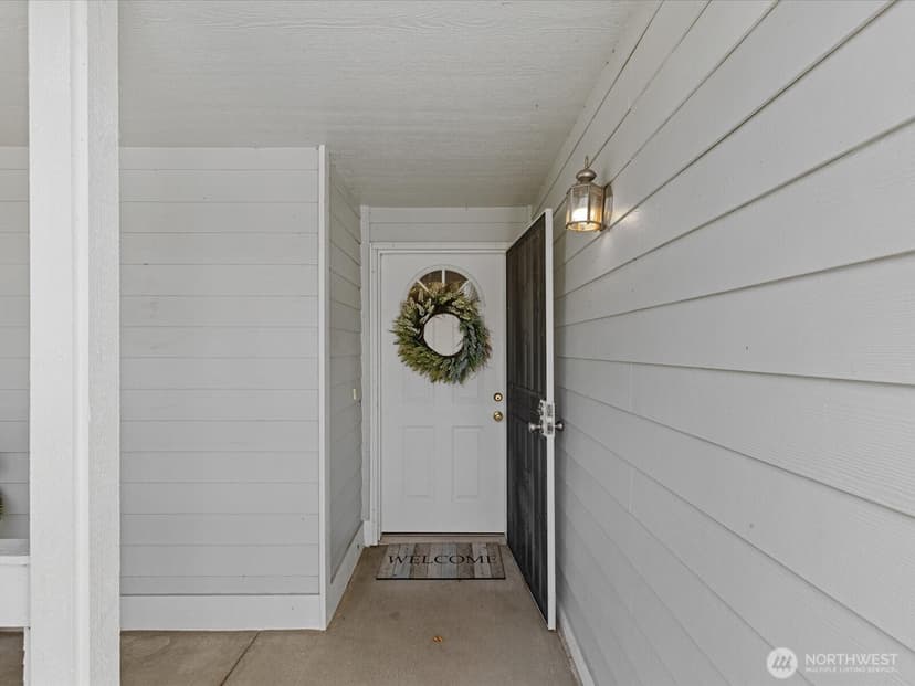 Property photo for 19314 46th Avenue NE, Arlington photo 29