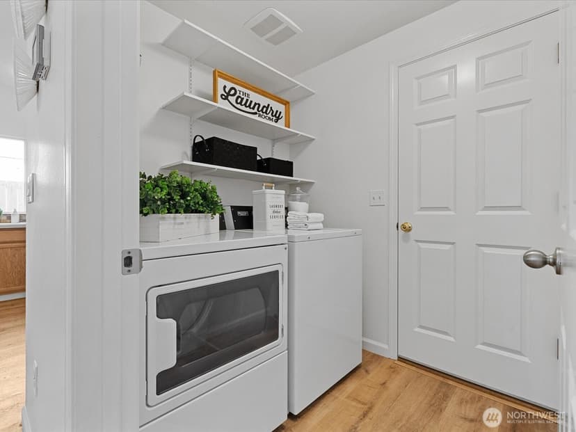 Property photo for 19314 46th Avenue NE, Arlington photo 17