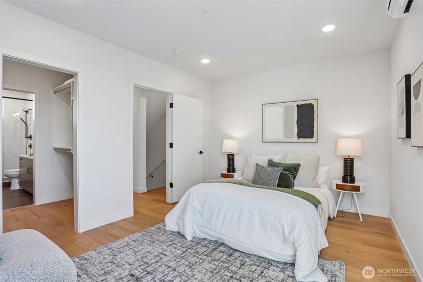 Property photo for 3637 C Dayton Ave N, Seattle photo 17