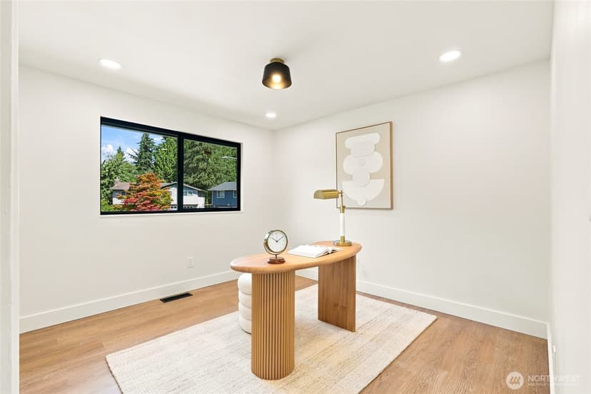 Property photo for 4418 144th Place SW, Lynnwood photo 18