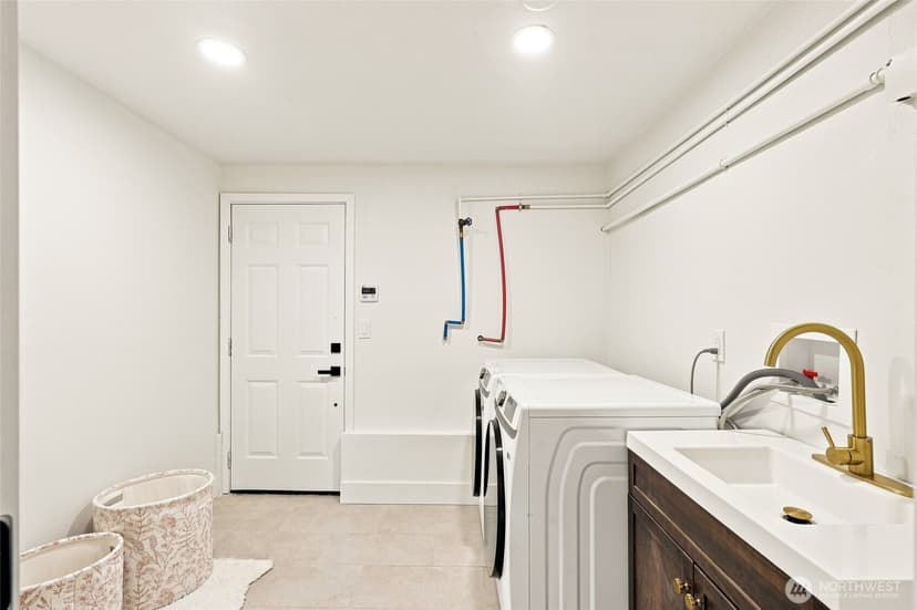 Property photo for 4418 144th Place SW, Lynnwood photo 26