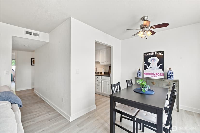 Property photo for 9926 NE 116th Street #302, Kirkland photo 3