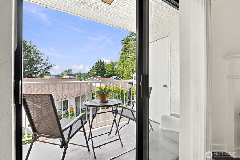 Property photo for 9926 NE 116th Street #302, Kirkland photo 7