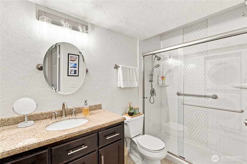 Property photo for 9926 NE 116th Street #302, Kirkland photo 13
