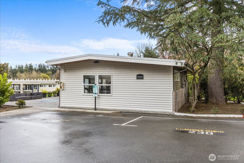Property photo for 12631 NE 9th Place #C205, Bellevue photo 27