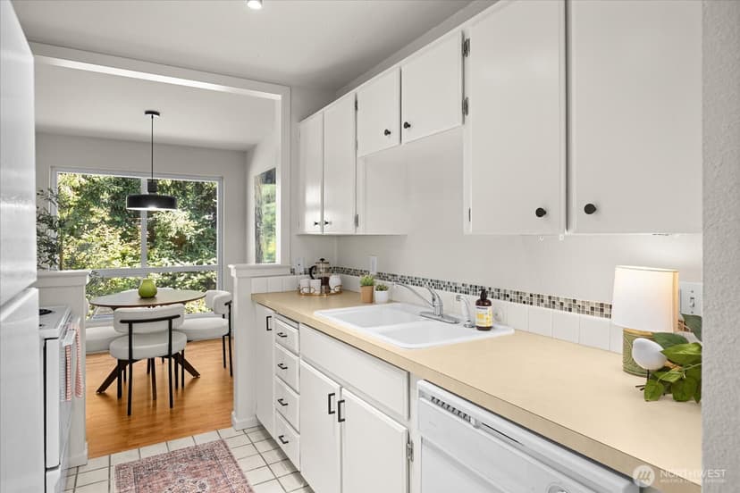 Property photo for 12631 NE 9th Place #C205, Bellevue photo 9