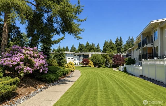 Property photo for 12631 NE 9th Place #C205, Bellevue photo 2