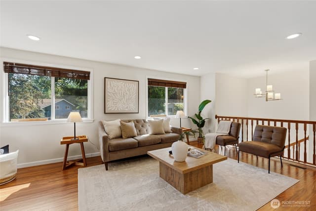 Property photo for 13911 103rd Avenue NE, Kirkland photo 3