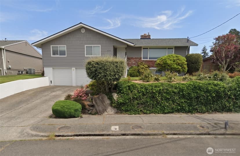 Property photo for 1521 S Geiger Street, University Place