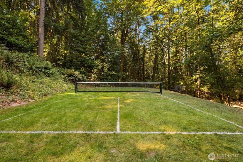 Property photo for 15721 81st Avenue NE, Kenmore photo 38