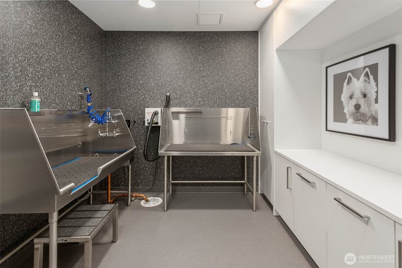 Property photo for 121 Stewart Street #2501, Seattle photo 34