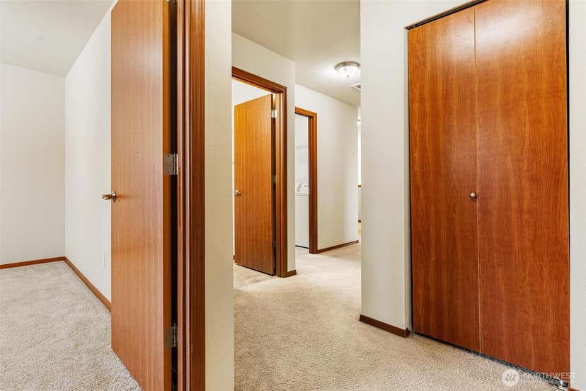 Property photo for 1209 139th Place SW, Lynnwood photo 39
