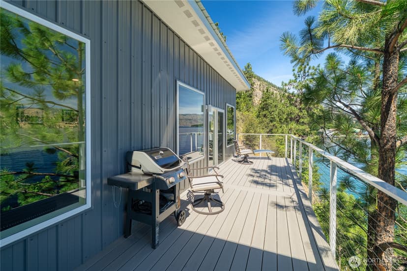 Property photo for 9064 S Lakeshore Rd., Chelan photo 12