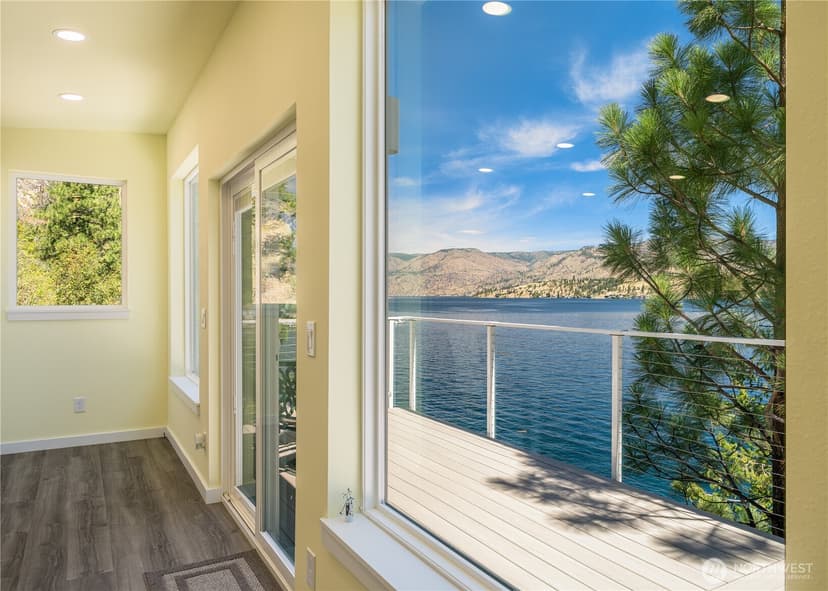 Property photo for 9064 S Lakeshore Rd., Chelan photo 11